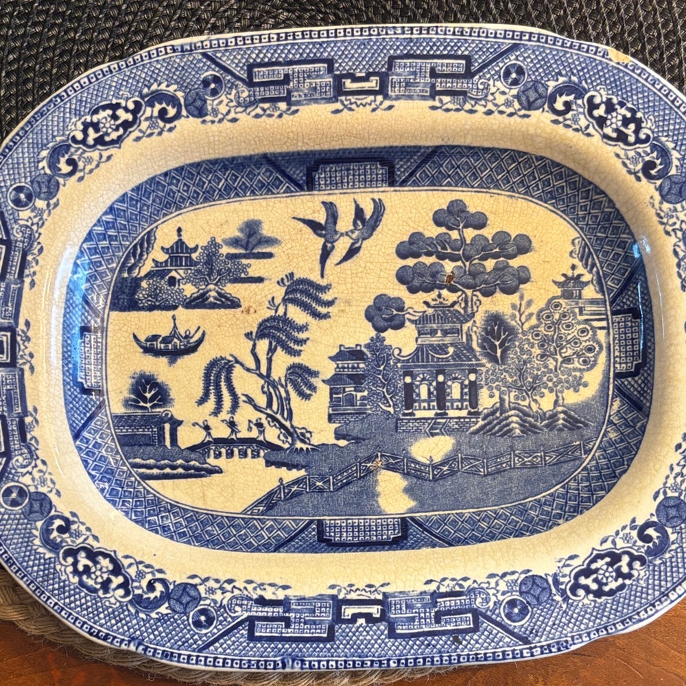 Antique Ridgeway Semi China England Blue Willow plate